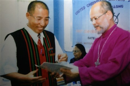 President Receiving the William Carey Award
